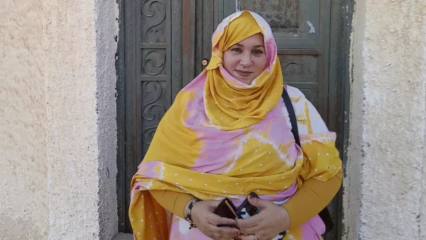 Millones de minas siguen sembrando el terror en el Sáhara Occidental, a lo largo del muro marroquí. Voluntarios saharauis arriesgan sus vidas en misiones de desminado, mientras Marruecos intensifica su guerra con drones mortales.